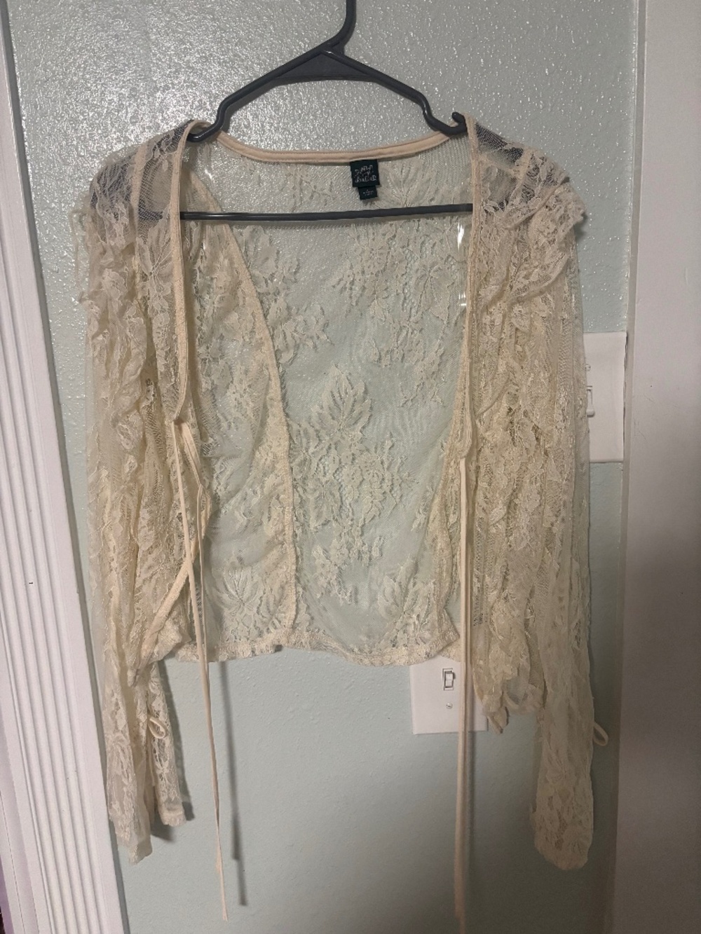 Wild Fable Ivory Floral Lace Tie-Front Cardigan Top – NWOT